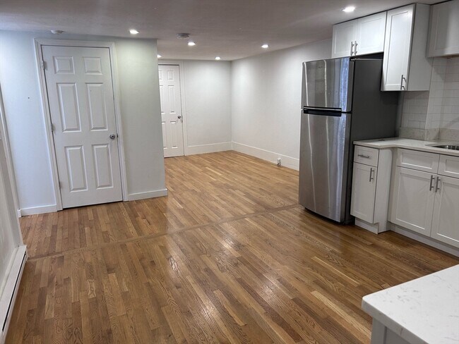 Photo - 506 E Broadway Unit 19G