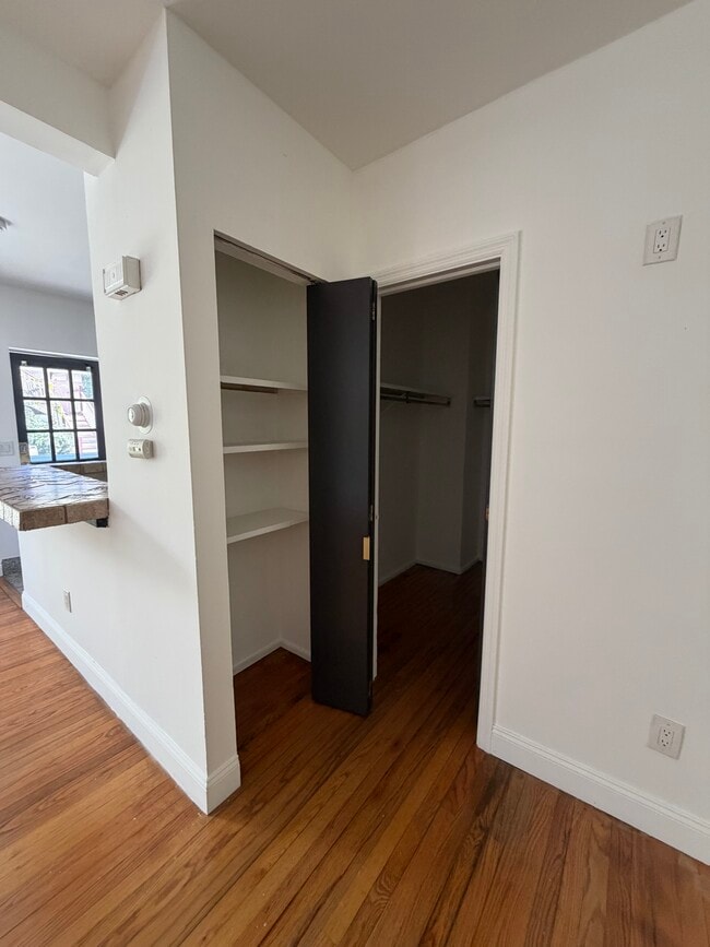 10 N Clover St Unit 2