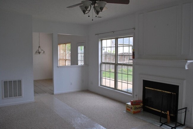 Photo - 3285 Keithshire Way