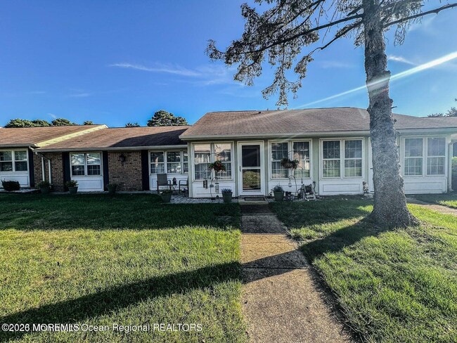 Building Photo - 27C Cambridge Cir