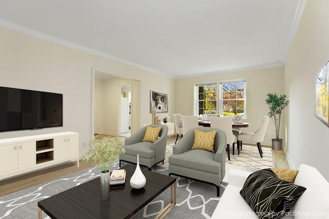 Photo - Mayflower Apartments