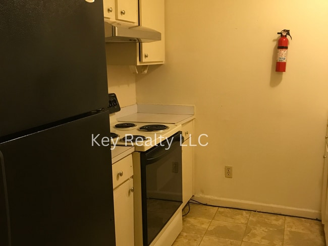 Photo - 913 - B College Drive - Pineville - 1st mo...