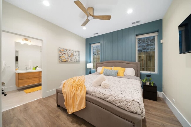 Photo - 2110 W Washington Blvd Unidad ID1261733P