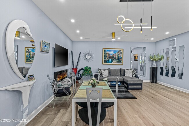 Photo - 64 Sheridan Ave Unit B