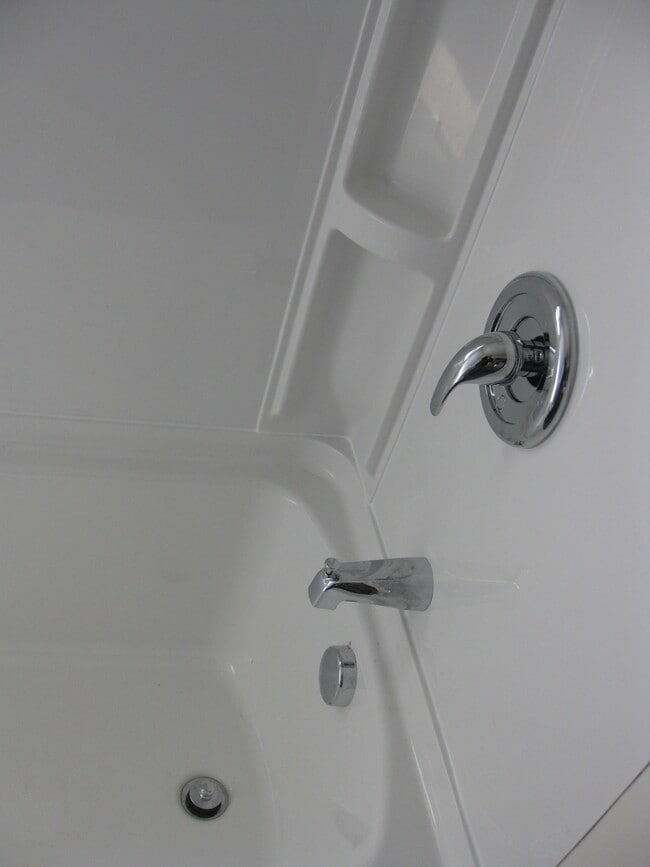 New bathtub and fixtures - 369 Front St Unit Townhouse