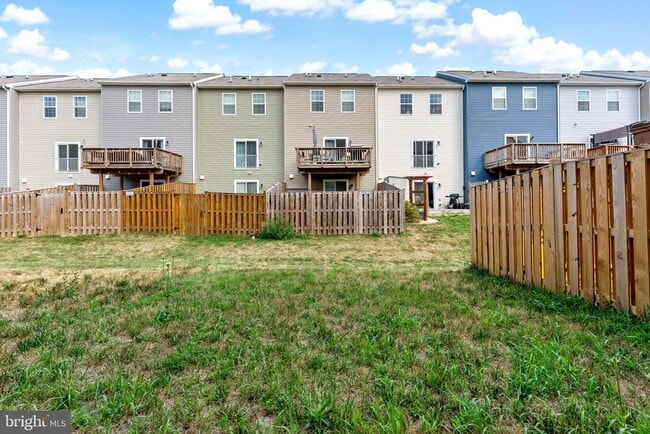 Photo - 162 Magellan Dr