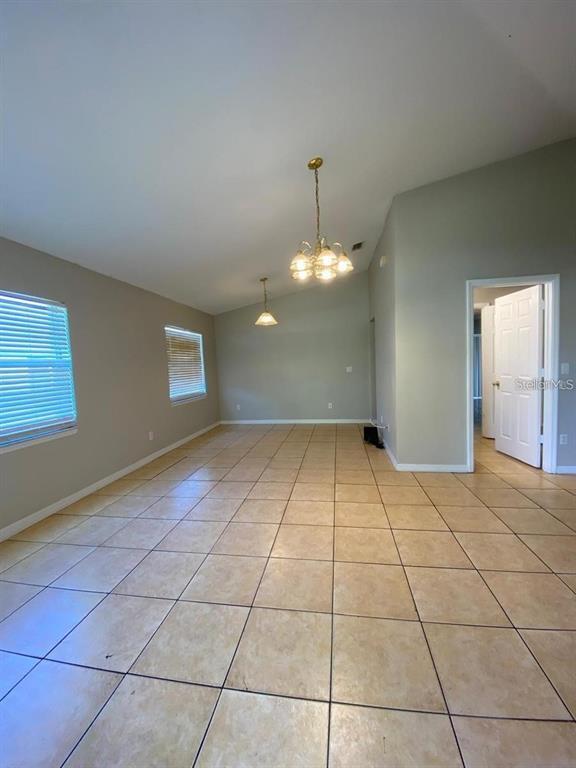 Photo - 502 Blackbird Ln