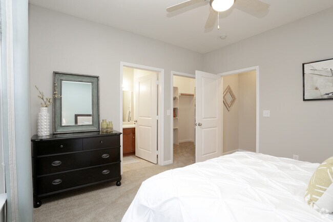 Harbor - Master Bedroom