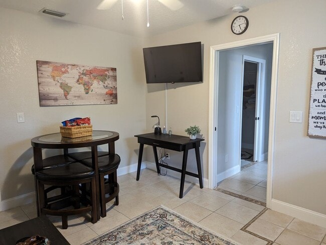 Photo - 3143 Elizabeth St