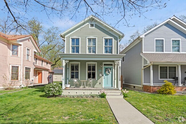 Building Photo - Gorgeous Updated Historic West Central Home