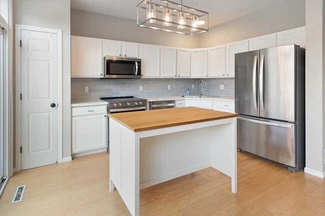 Photo - 4672 Bulrush Blvd