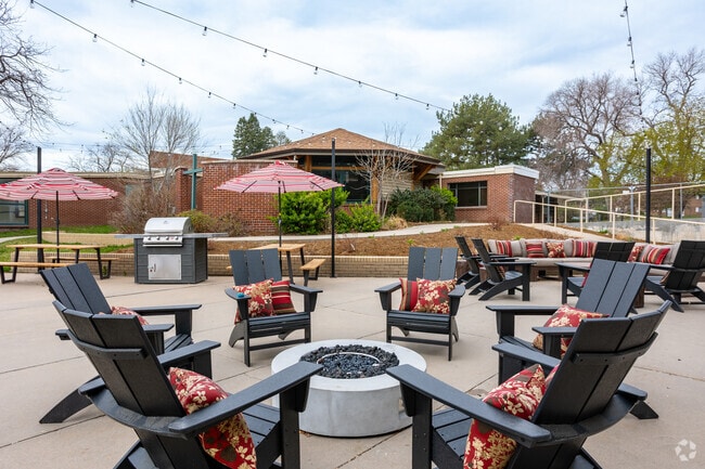 Fire Pit - Cityline Station