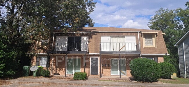 Building Photo - 1900 Tall Pines Cir Unit 3