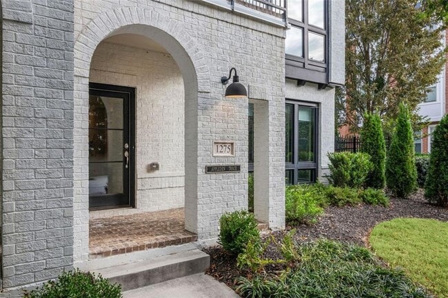 Photo - 1275 Appleden Trace