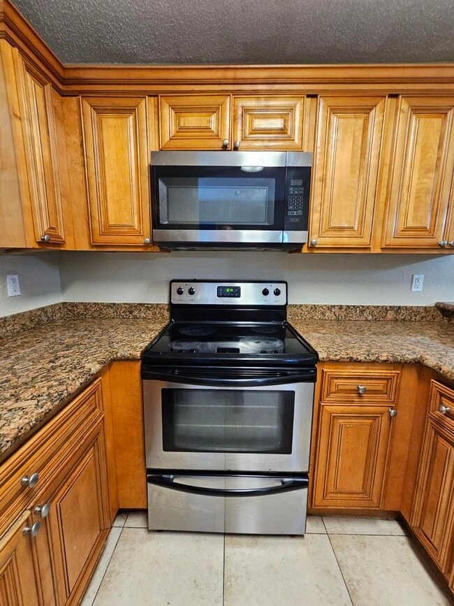 Photo - 1520 Windorah Way Unit H