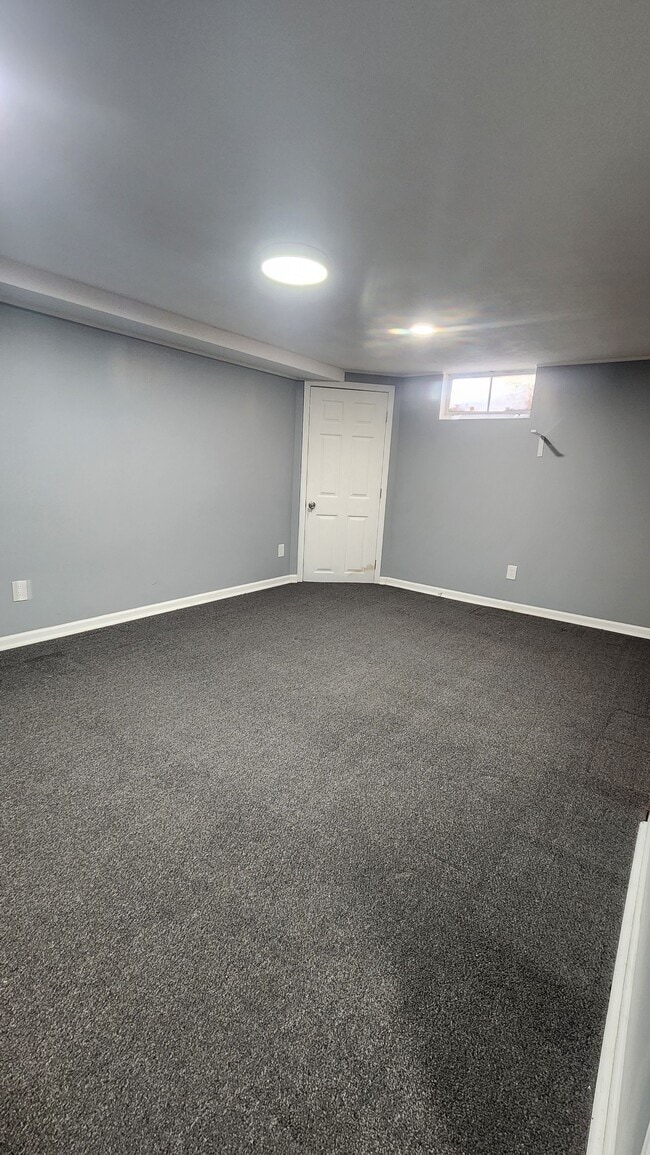 Photo - 2630 N 70th St