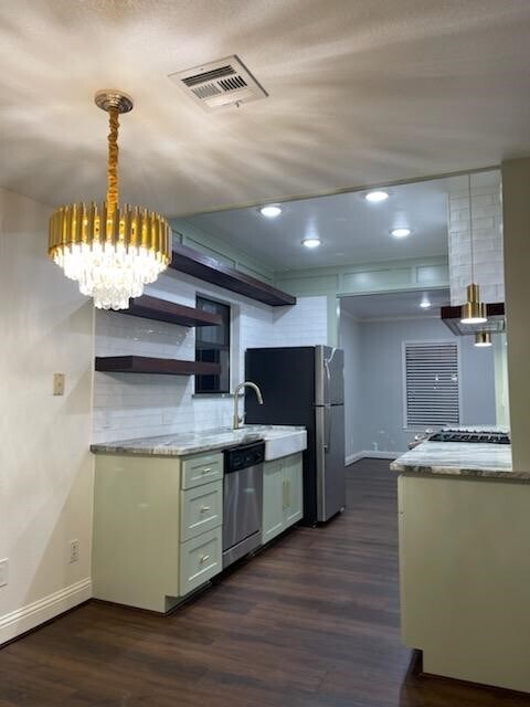142 2nd St
