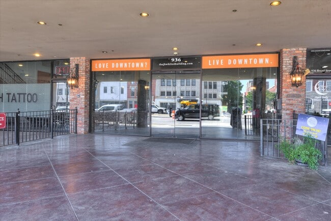 Photo - 936 Broad St