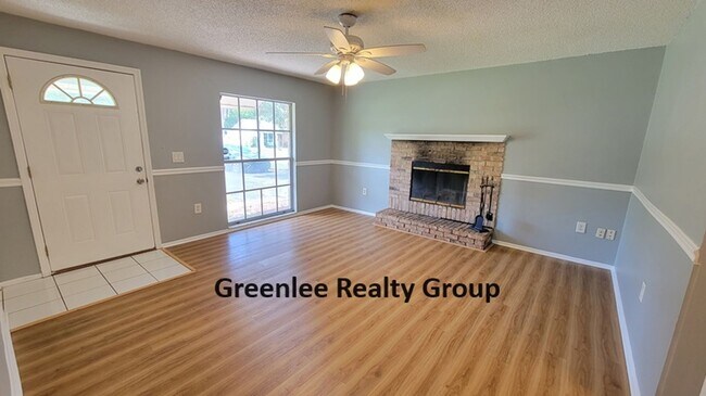 Photo - Adorable 2 Bed/1 Bath Updated Home in Seven Springs! - Fenced Yard!