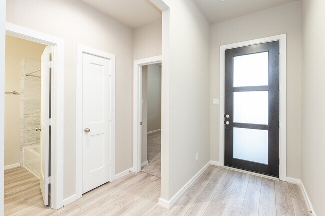 Photo - 4022 Maple Glen Dr
