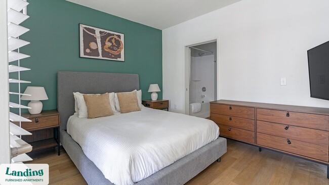 Photo - 318 W Corporation St Unit 1-321