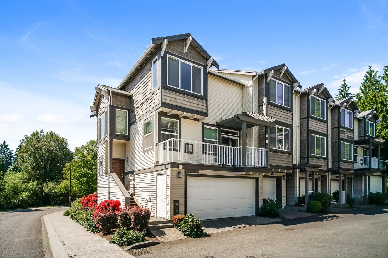 Charming Townhome Condo 3 Bedrooms / 2.5 B... - Charming Townhome Condo 3 Bedrooms / 2.5 B...