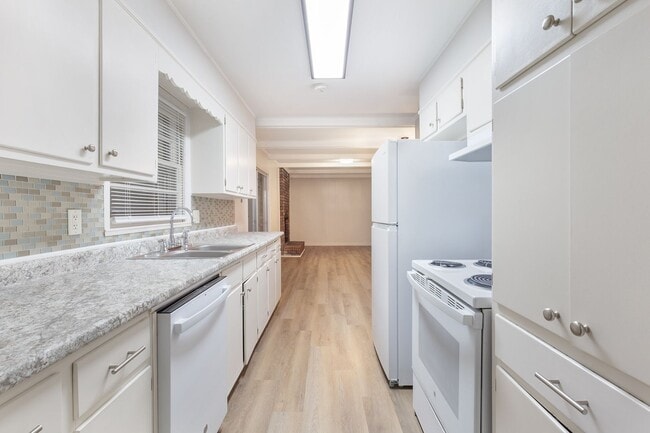 Photo - Newly Renovated 3bd/2ba Home w/ Sunroom and Large Backyard in Great Location!