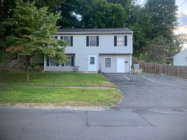 Building Photo - 86 Wooster St Unit #B Rental