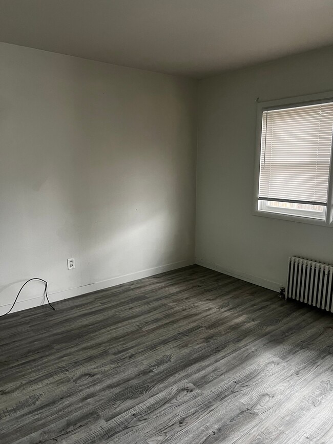Photo - 1005 E 20th St Unit 3