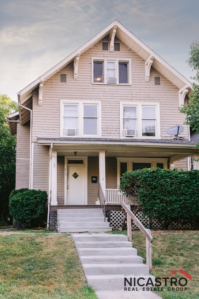 252 E Lane Ave