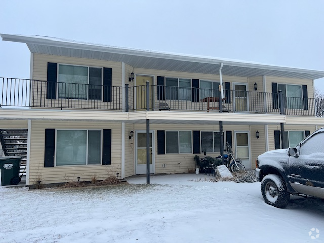 Building Photo - 113 Skeels Ave Unit 1 Rental