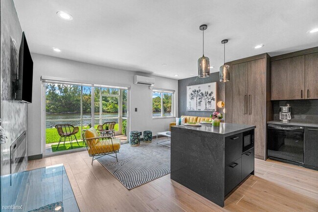 Photo - 1 br, 1 bath Condo - 261 NE 19th Ave Apt 14 Unidad Apt 14