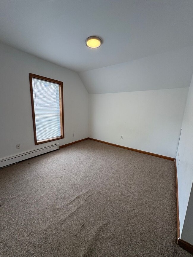 Photo - 420 Ballard St
