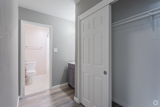 Photo - Union Plaza Apartments