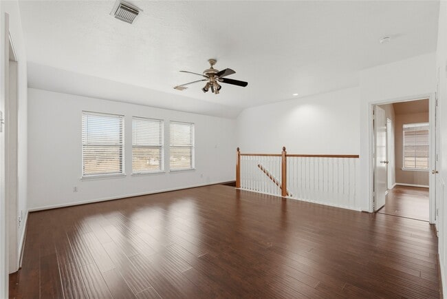 Photo - 15106 Turphin Way
