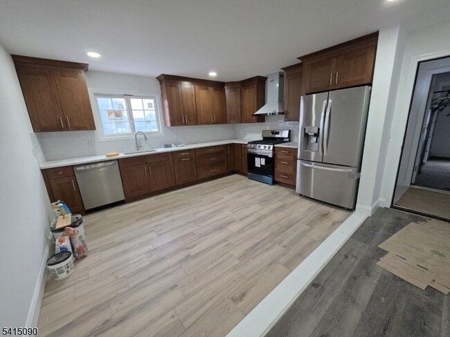 Photo - 260 Trenton Ave