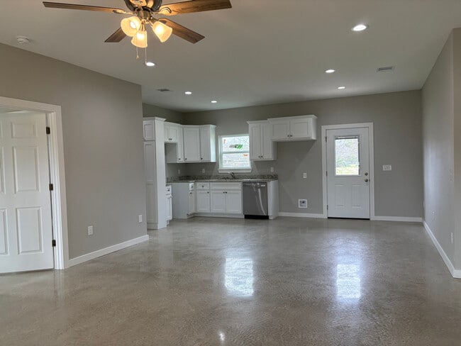 Photo - 408 S Gibson St