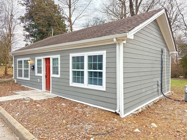 Photo - 2 Bedroom and 1 Bath Cottage with private parking and large back yard.