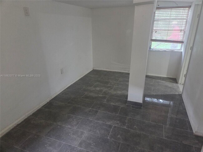 Photo - 1787 NE 173rd St