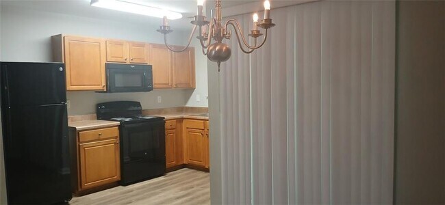757 Crestwell Cir