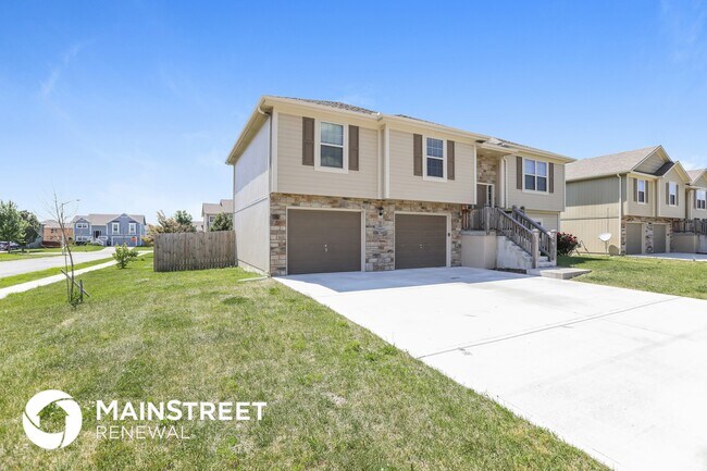 Photo - 592 S Walnut St