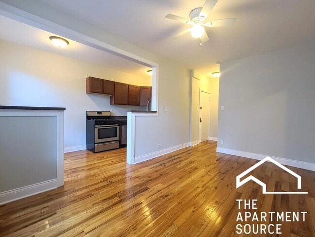Photo - 511 W Melrose St Unit 108