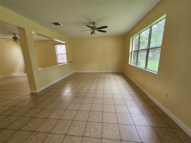 Photo - 5013 Ballark St