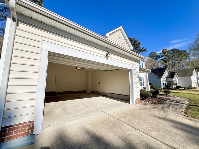 Photo - 109 Zebulon Ct