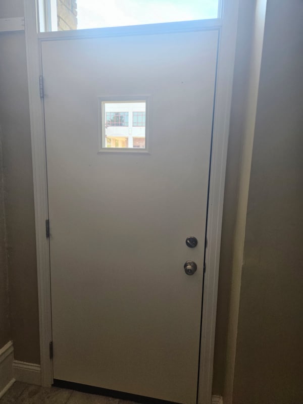 Photo - 325 W Main St