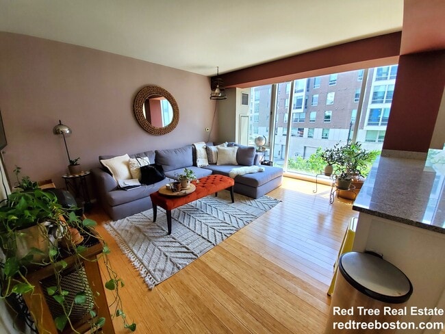 Photo - 2 Earhart St Unit 8