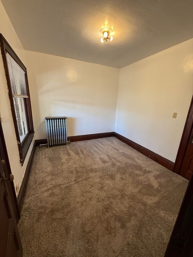 Photo - 2252-54 S 7th st Unit Upper Front