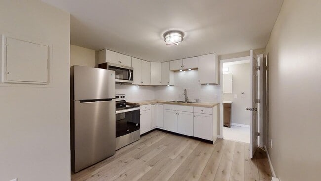 Kitchen - 173 S Main St