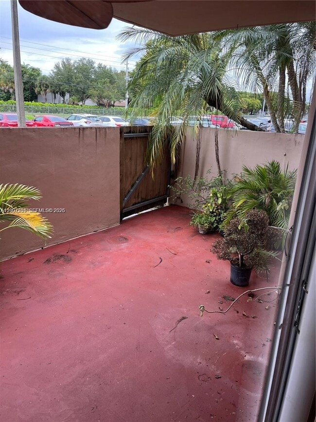Photo - 10525 SW 112th Ave Unit 114
