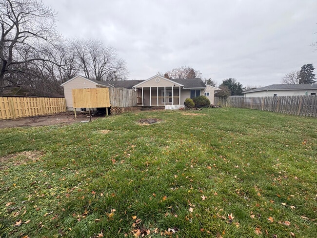 Photo - 1282 Lawndale Rd